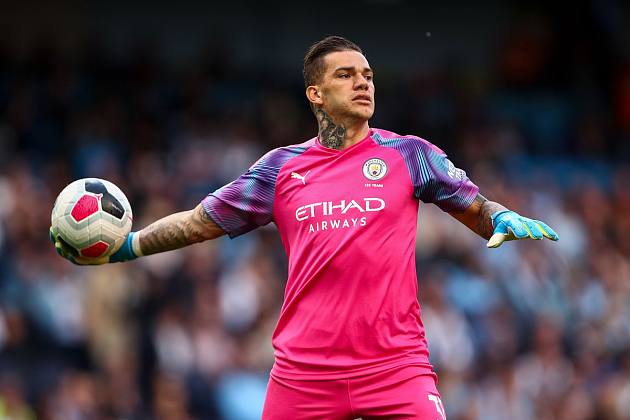 Thủ môn số một của Man City có thể vắng mặt trong trận đấu này.